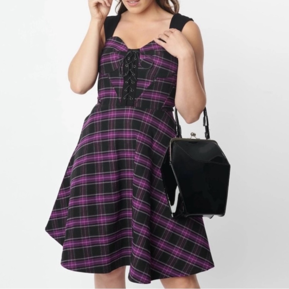 Unique Vintage M Purple Plaid Sweetheart Corset Fit & Flare Swing
Dress 6-8